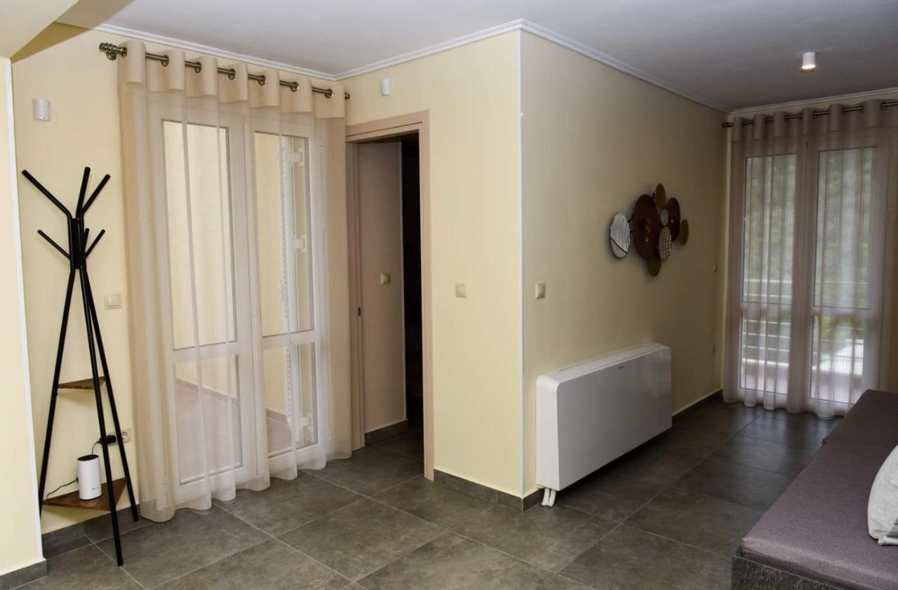 Nikole'S Villas Luxury 180M2 Tirós Zewnętrze zdjęcie